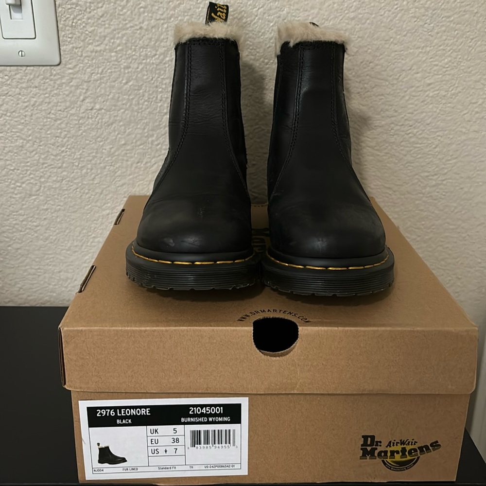 Dr Martens 2976 Leonore Women’s Chelsea Boots
